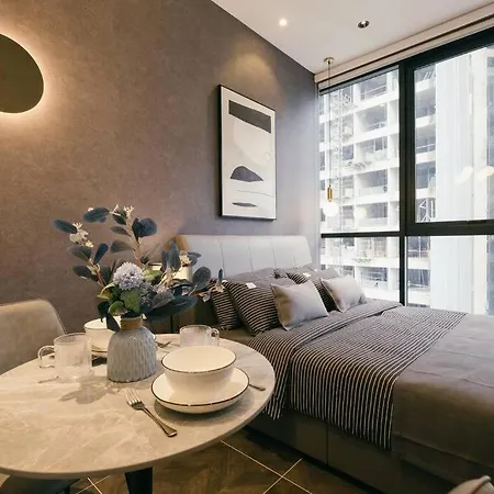 Scarletz Klcc Luxury Romantic Couple Getaway 2Pax